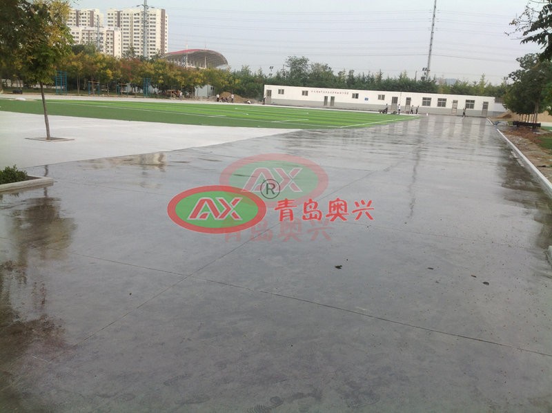 1784169009883273.jpg 3透气型塑胶跑道施工现场 (3)_水印.jpg