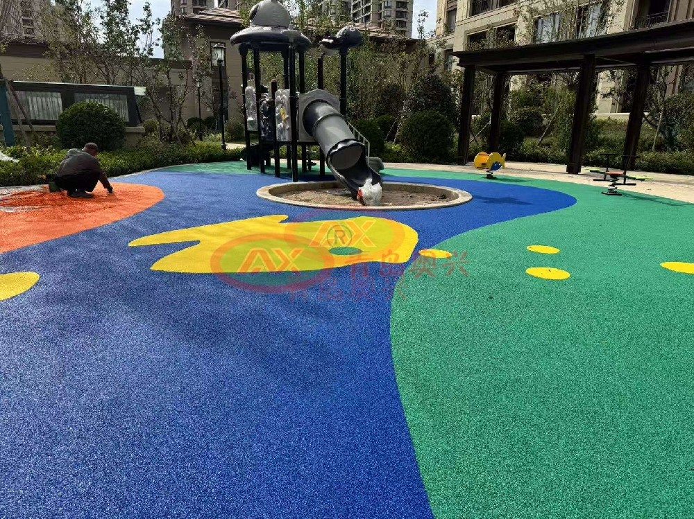 奥兴塑胶透水胶粘石技术介绍：海绵城市景观透水地坪施工工艺与选型参考